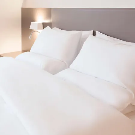 Novotel Geneve Aeroport 4*