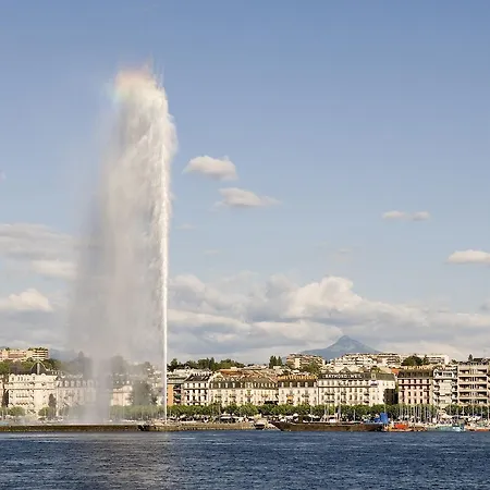 Novotel Geneve Aeroport Готель Vernier